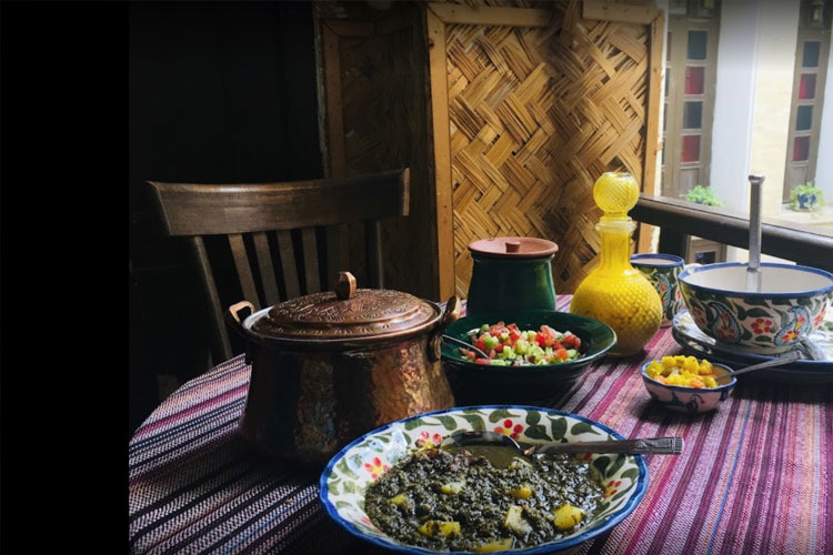 رستوران خانه سنتی پرهامی یکی از بهترین رستوران های شیراز